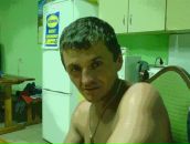 Толік Ковальчук фотография #39 (источник - https://vk.com/id59693578)