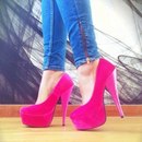 Софія Гук фотография #47 (источник - https://vk.com/id156376236)