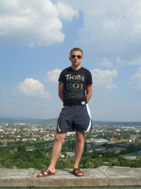 №10, Саша Сєрков №10, Саша Сєрков