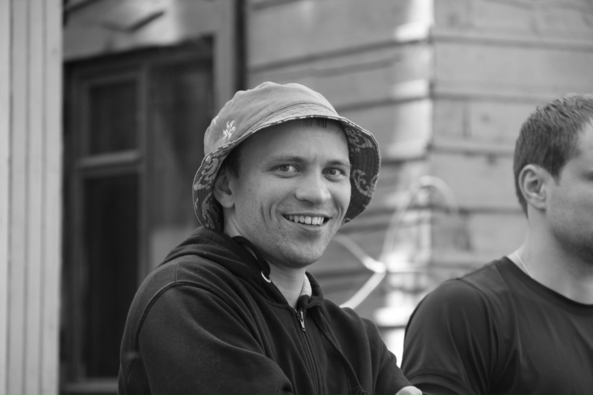 Александр Артемьев фотография #15